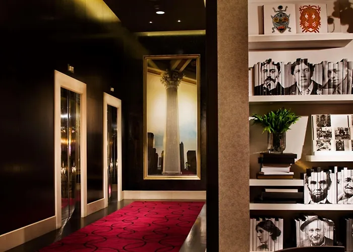 Hotel Thewit Chicago, A Hilton