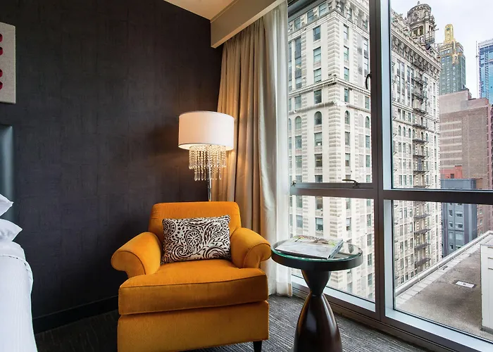 Thewit Chicago, A Hilton Hotel 4*