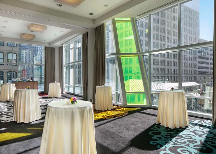 Hotel Thewit Chicago, A Hilton