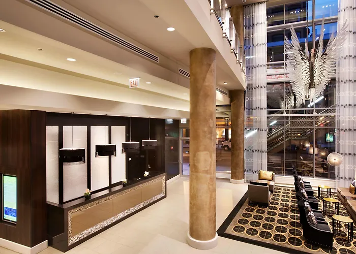 Hotel Thewit Chicago, A Hilton 4*